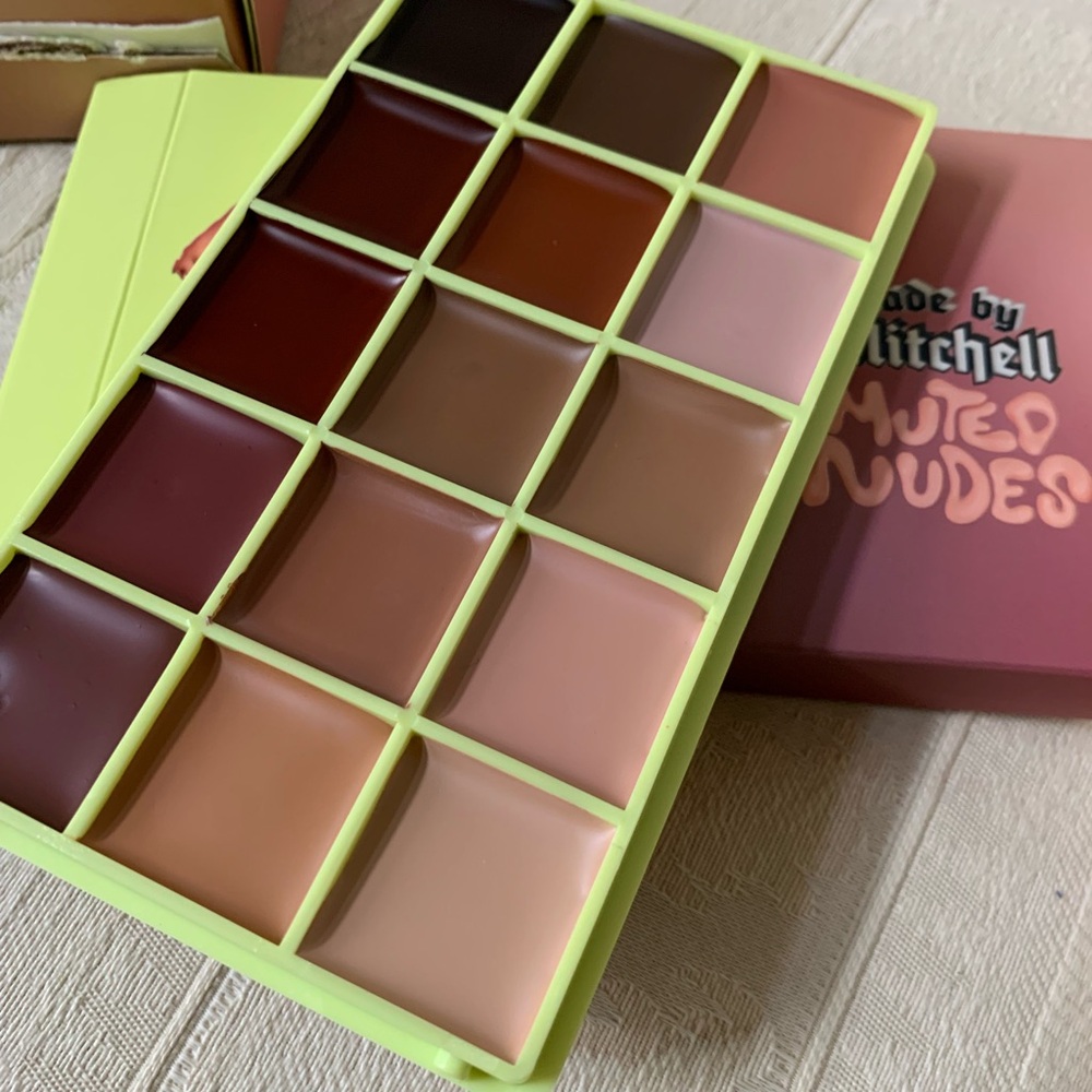 Made by Mitchell Cupid Case Muted Nudes Lipstick Palette BNIB - Picture 5 of 14